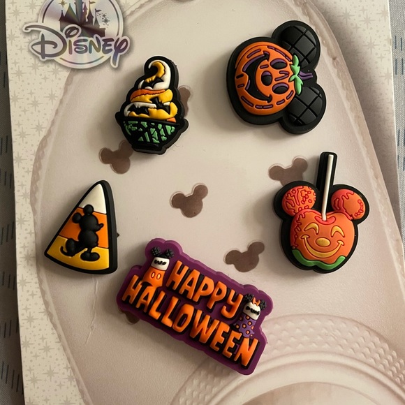 Disney Halloween 2021 Crocs Charms Jibbitz 5 pack - Picture 3 of 4